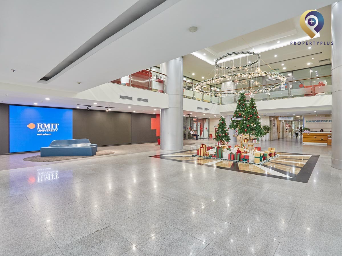 Lobby area of Handiresco Tower with modern decoration and Christmas theme